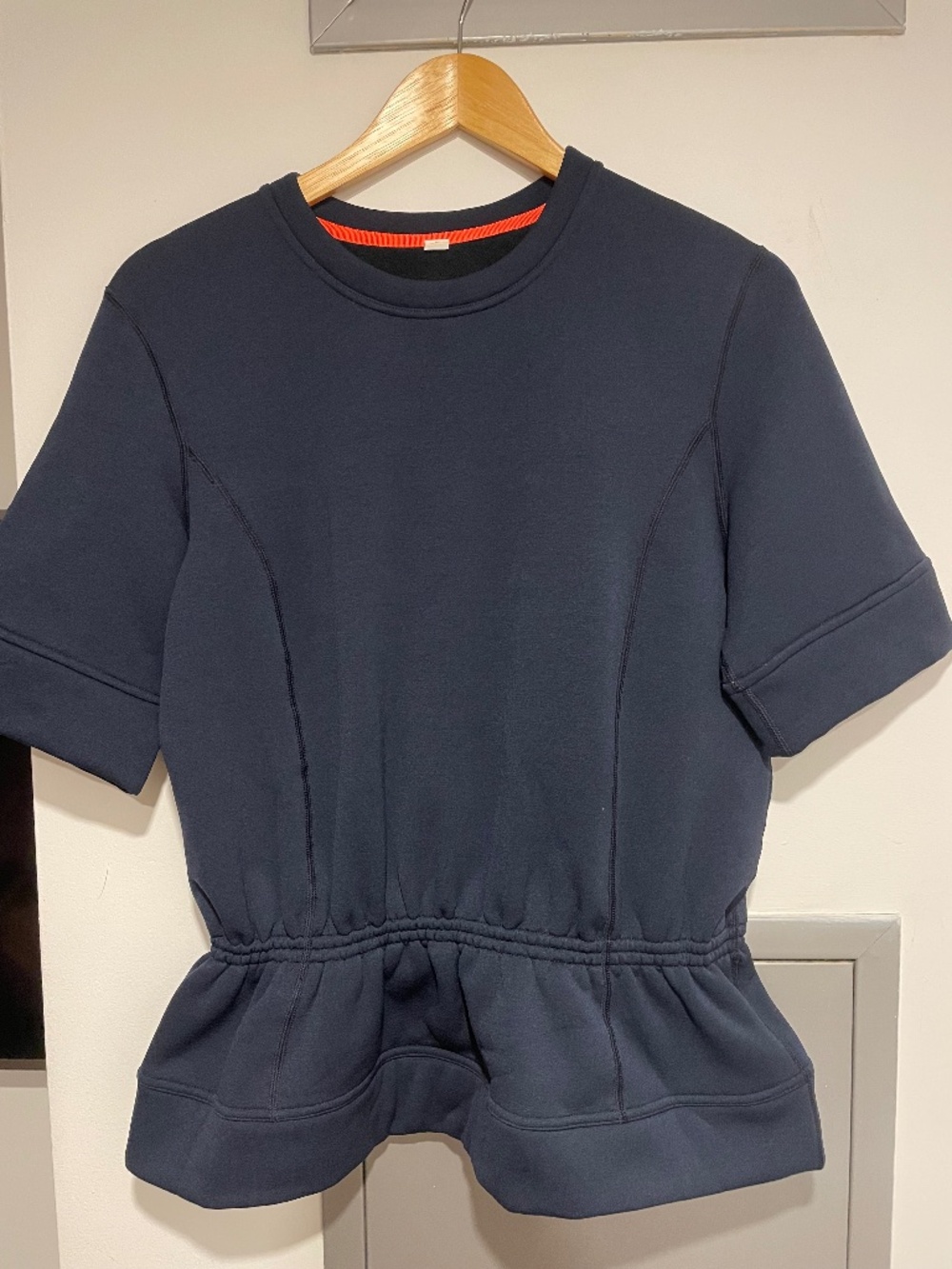 Lululemon Pullover, size M